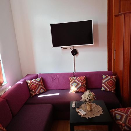 Apartment And Rooms"Tabasnice"Tuzla Centar Kültér fotó