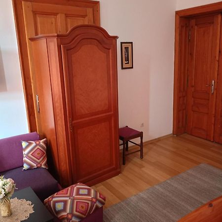 Apartment And Rooms"Tabasnice"Tuzla Centar Kültér fotó