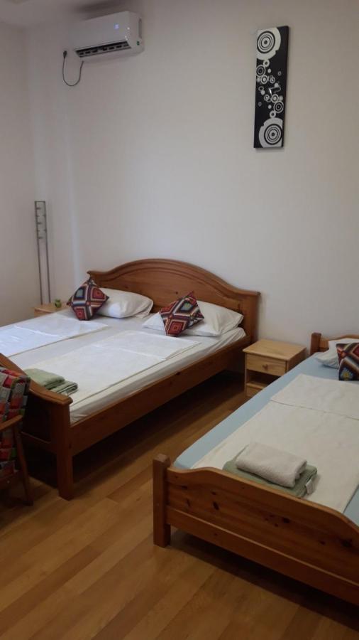 Apartment And Rooms"Tabasnice"Tuzla Centar Kültér fotó
