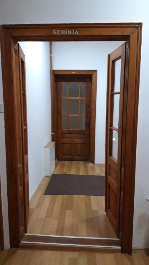 Apartment And Rooms"Tabasnice"Tuzla Centar Kültér fotó